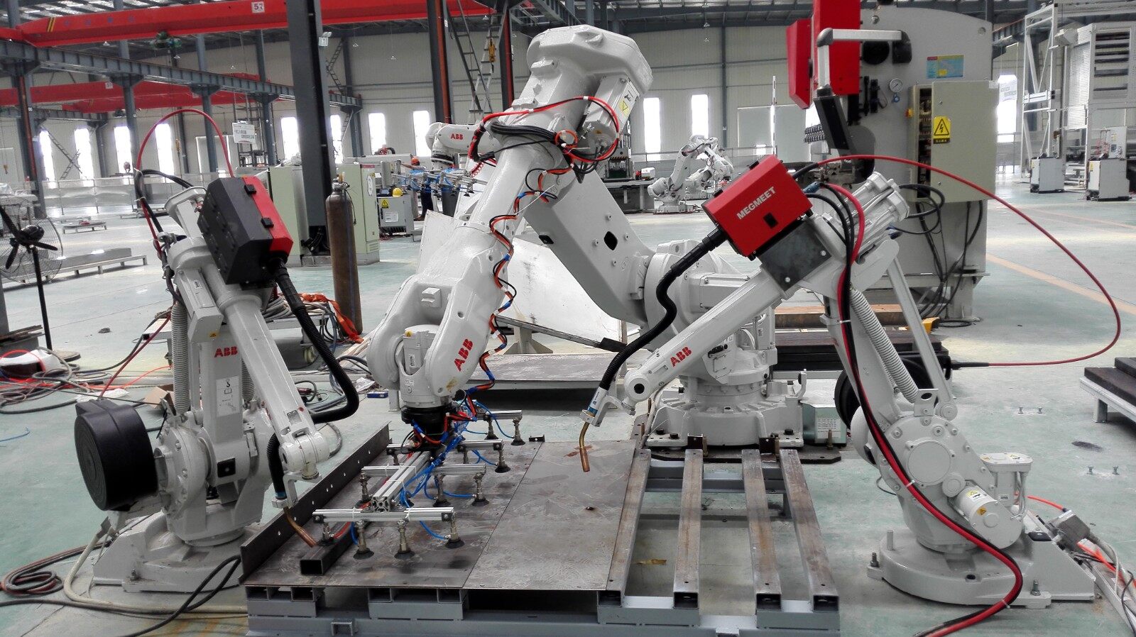 ABB robots work with Megmeet welding machines.JPG